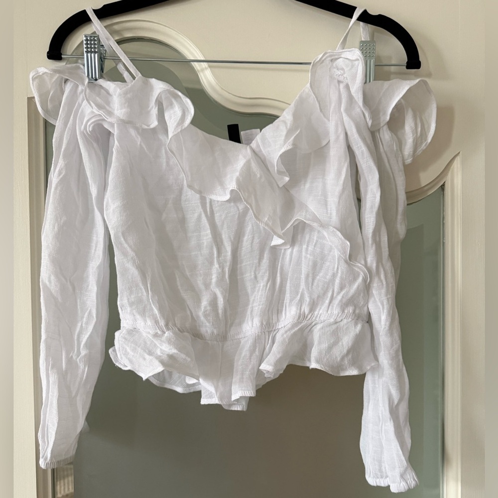 H&M White Ruffled Blouse